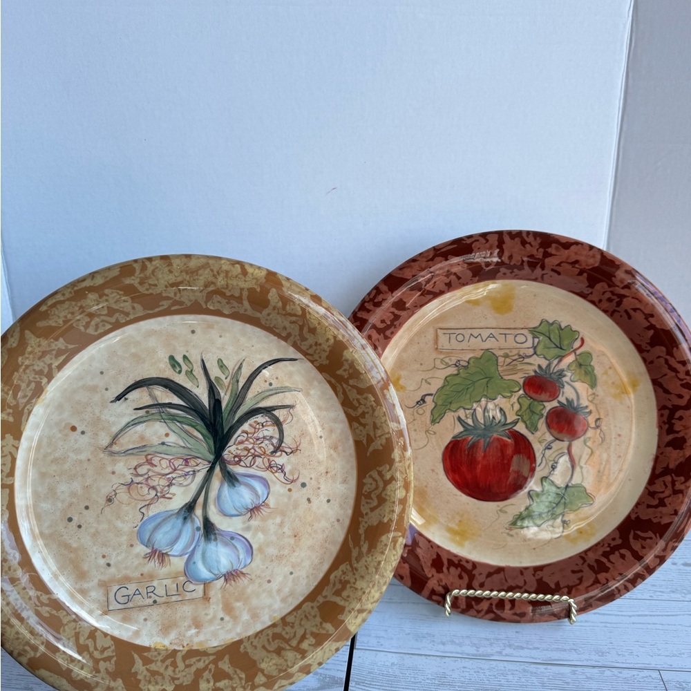 Certified International “Tomato” and “Garlic” Plate set of 2 with Cream Accents